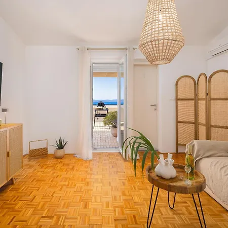 Mia Penthouse With Panoramic Terrace Апартаменти
