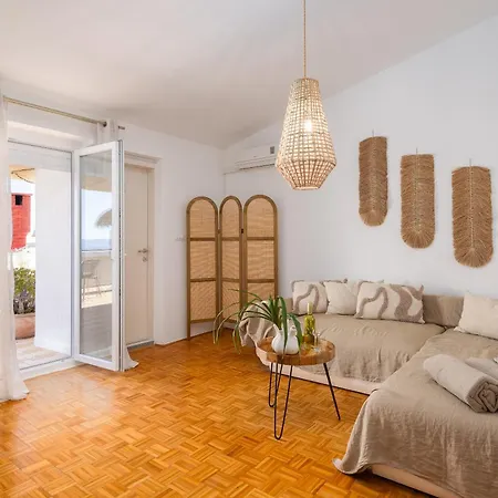 Mia Penthouse With Panoramic Terrace Апартаменти Макарська